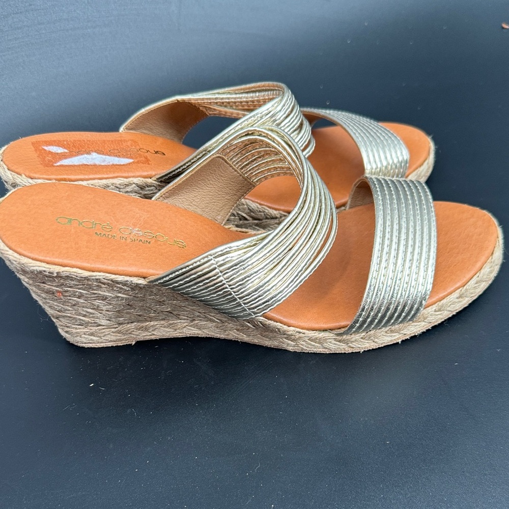 Andre assous Metallic Gold Espadrille Wedge Slide Sandals